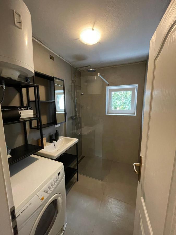 Peter Pan Apartment & Free Parking ลูบลิยานา ภายนอก รูปภาพ