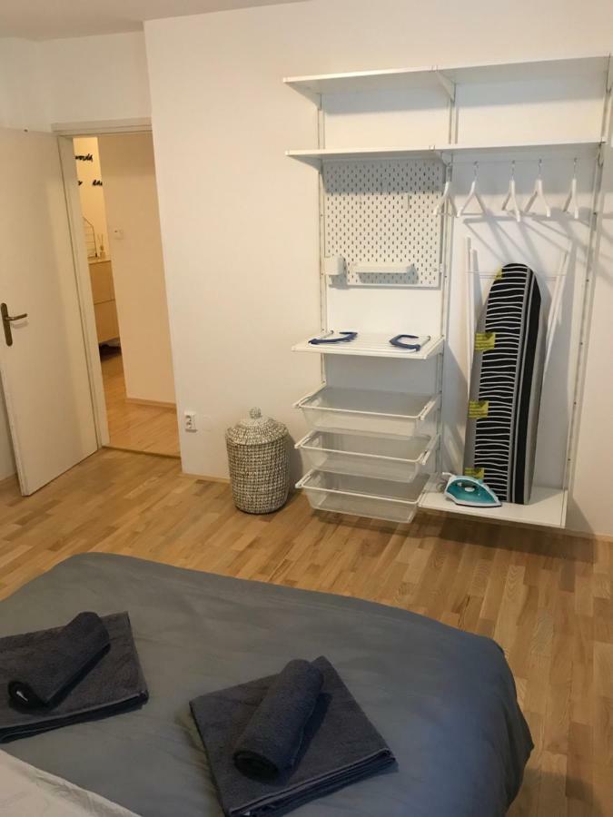 Peter Pan Apartment & Free Parking ลูบลิยานา ภายนอก รูปภาพ